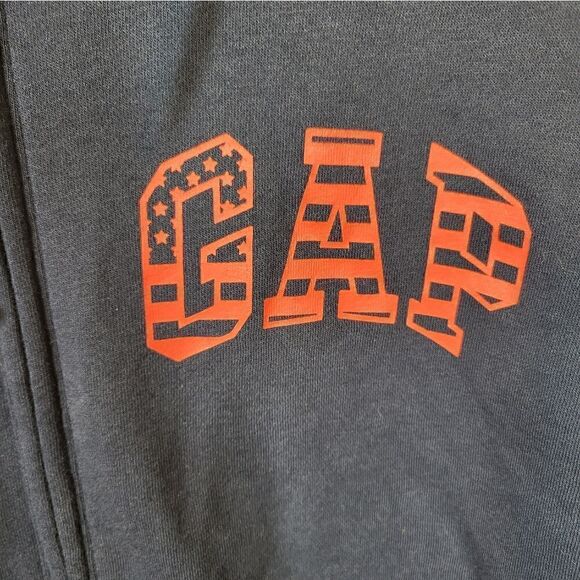 Gap Unisex Hoodie - Picture 6 of 7